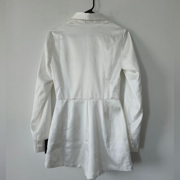 NWT Lulus Regal Aura White Satin Long Sleeve Blazer Romper - Picture 8 of 10